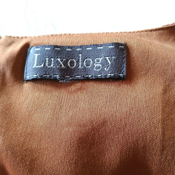 Sleeveless Top - Picture 10 of 12